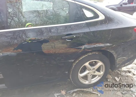 2018 Chevrolet Malibu 1Ls из США, поврежденный, VIN 1G1ZB5STXJF275842